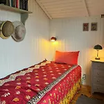 Summer House With Authentic Charm On Eno Dom wakacyjny Karrebæksminde
