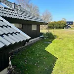 Summer House With Authentic Charm On Eno Karrebæksminde