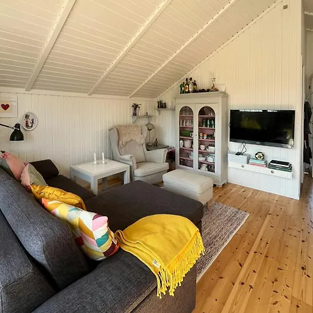 Ferienhaus Summer House With Authentic Charm On Eno