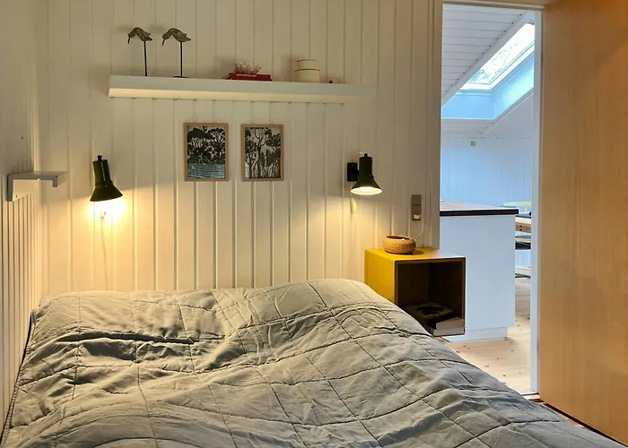 Summer House With Authentic Charm On Eno Karrebæksminde