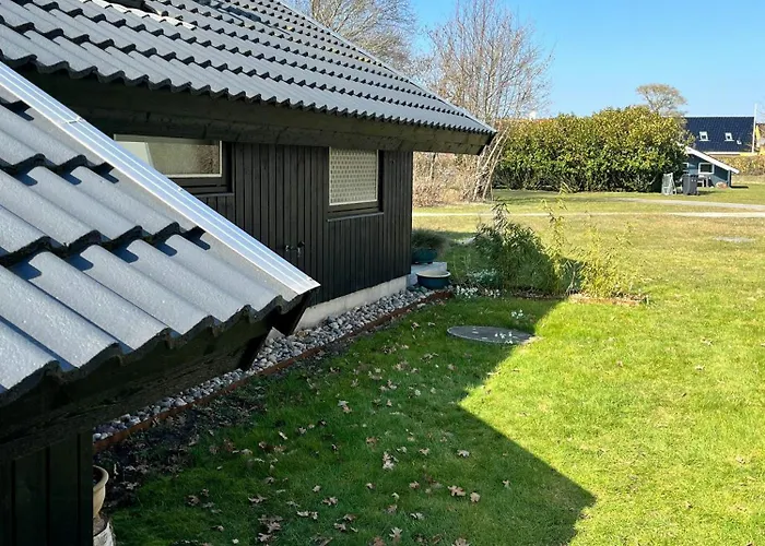 Summer House With Authentic Charm On Eno Karrebæksminde